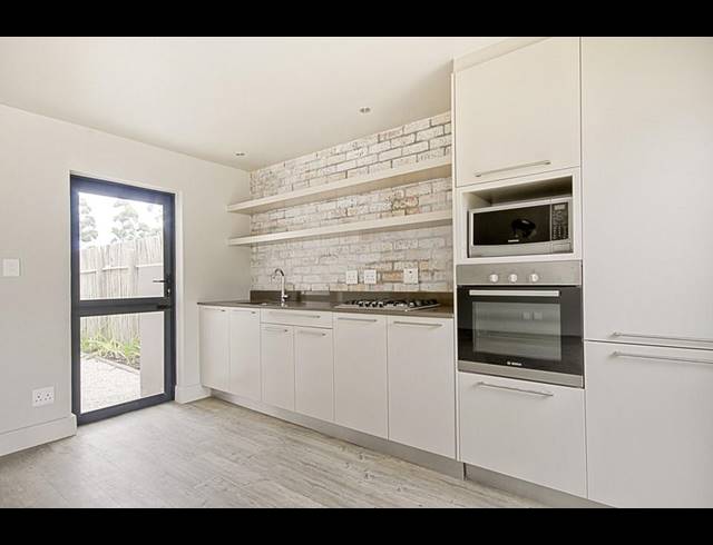 2 BEDROOM HOUSE RENTED IN CROSSWAYS FARM VILLAGE